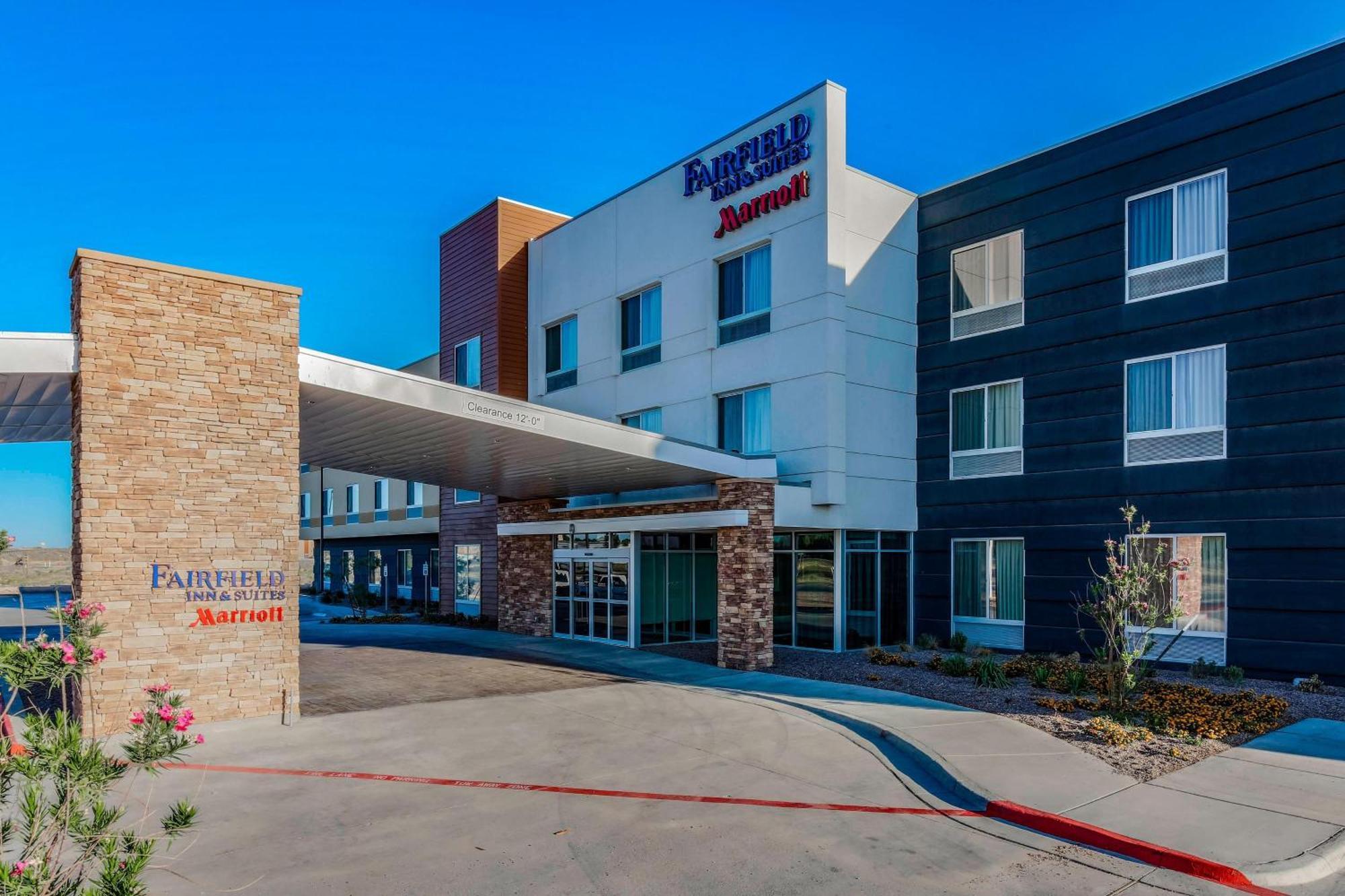 Fairfield Inn & Suites By Marriott Pecos Bagian luar foto
